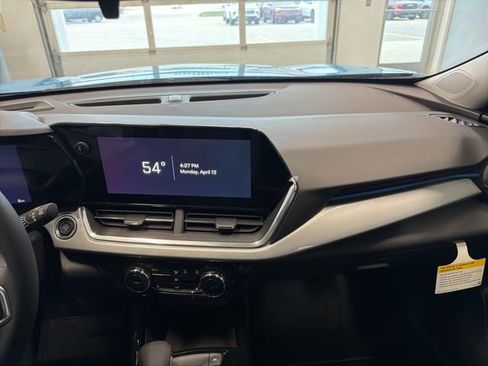 New 2026 Chevrolet Trax LT w/ Driver Confidence Package image 26