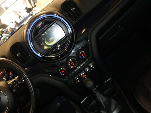Used 2018 MINI Cooper Countryman ALL4 AWD/4WD image 24