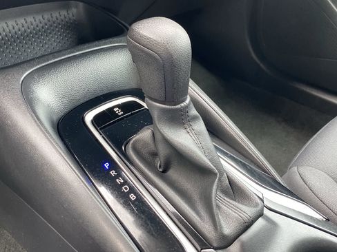Used 2024 Toyota Corolla LE FWD image 31