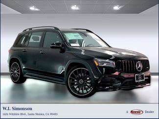 New 2025 Mercedes-Benz GLB 35 AMG 4MATIC image 1