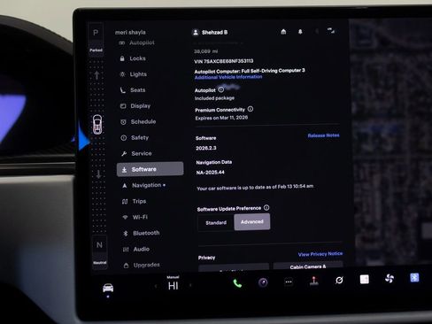 Used 2022 Tesla Model X Plaid image 43