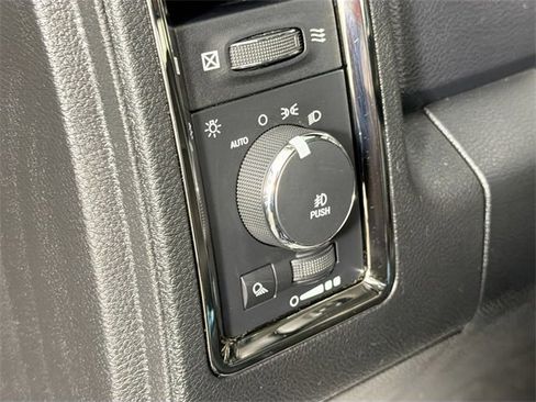 Used 2016 RAM 1500 Sport w/ Sport Premium Group image 10