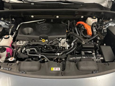 Certified 2021 Toyota Venza XLE w/ Softex Package AWD/4WD image 11