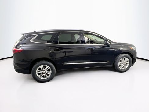 Used 2019 Buick Enclave Essence image 4