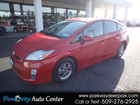 Used 2011 Toyota Prius Three w/ Appearance Pkg FWD image 1