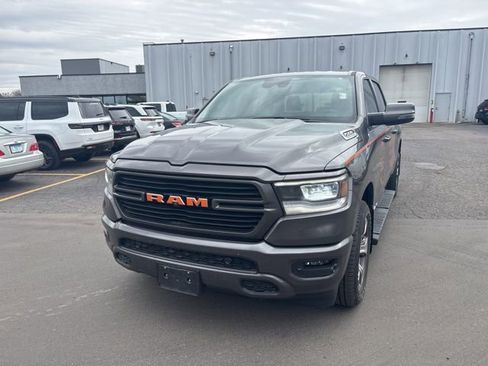 Used 2023 RAM 1500 Laramie AWD/4WD image 4