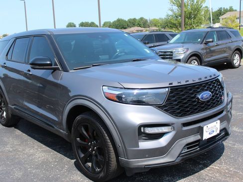 Used 2021 Ford Explorer ST w/ Equipment Group 401A AWD/4WD image 7