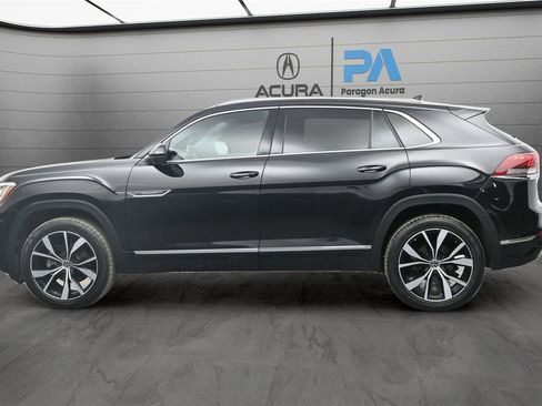 Used 2024 Volkswagen Atlas Cross Sport SEL Premium R-Line image 24