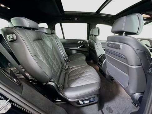 New 2026 BMW X7 xDrive40i image 31