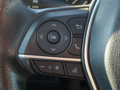 Used 2021 Toyota Camry LE image 17