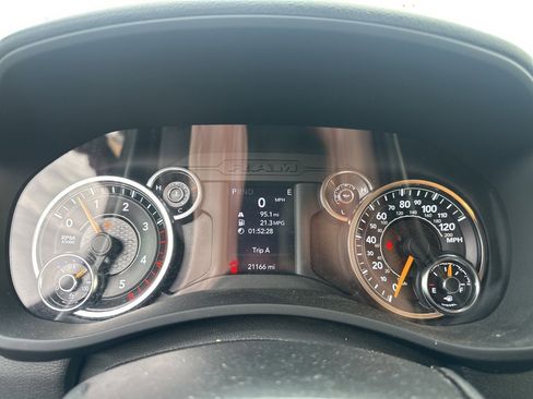 Used 2020 RAM 3500 Tradesman image 9