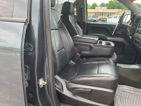 Used 2018 Chevrolet Silverado 1500 LT w/ All Star Edition AWD/4WD image 16