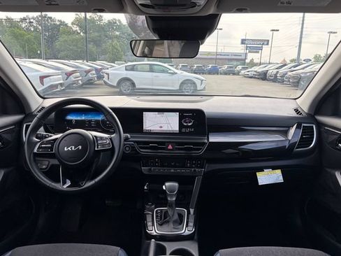 Used 2024 Kia Seltos S FWD image 29