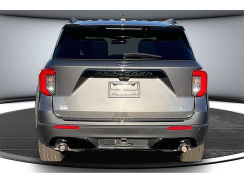 Used 2024 Ford Explorer ST-Line w/ Class IV Trailer Tow Package AWD/4WD image 6