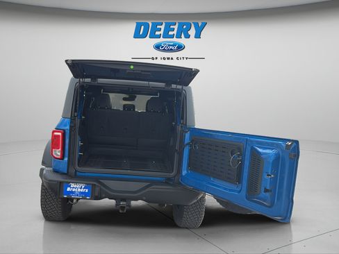 Certified 2022 Ford Bronco Black Diamond w/ Sasquatch Package AWD/4WD image 10