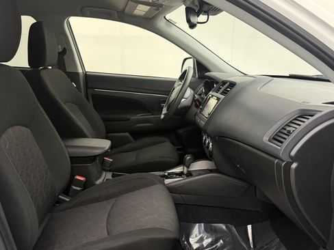 Used 2021 Mitsubishi Outlander Sport ES image 10