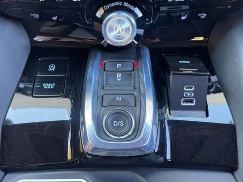 Used 2022 Acura MDX SH-AWD image 30