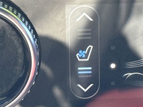 Used 2024 Genesis GV70 2.5T w/ Sport Prestige Package image 32