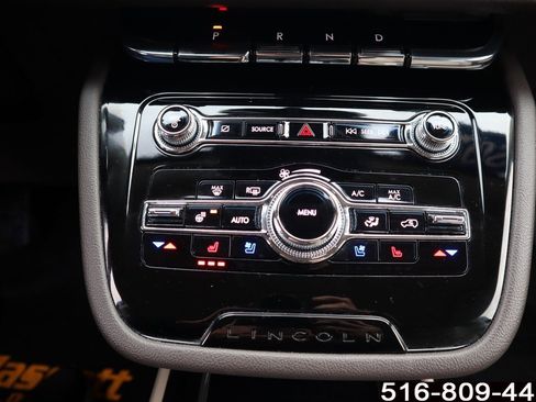 Used 2022 Lincoln Corsair AWD w/ Equipment Group 101A image 18