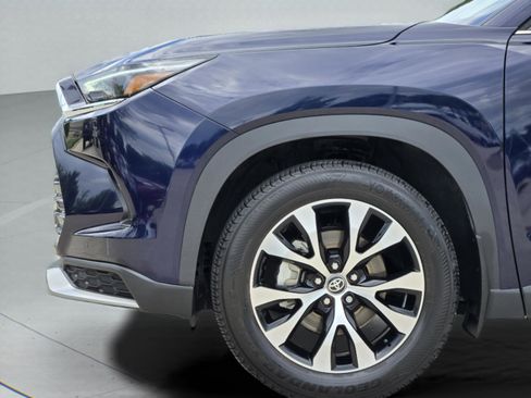 Used 2025 Toyota Grand Highlander AWD Hybrid image 37