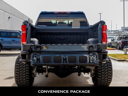 Used 2025 Chevrolet Silverado 2500 LT w/ Trail Boss Package image 8