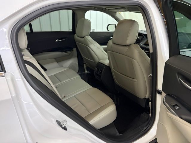 Used 2023 Cadillac XT4 Premium Luxury w/ Technology Package AWD/4WD image 20