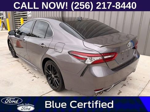 Used 2022 Toyota Camry XSE image 4