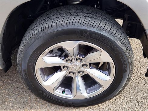 Used 2020 RAM 1500 Limited image 16