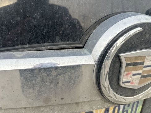 Used 2007 Cadillac Escalade AWD w/ Information Package image 12