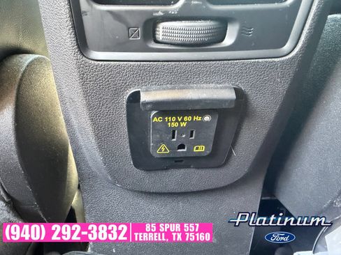 Used 2017 Ford Escape SE w/ SE Leather Comfort Package FWD image 7