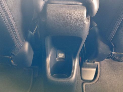 Used 2019 Honda HR-V EX-L image 41