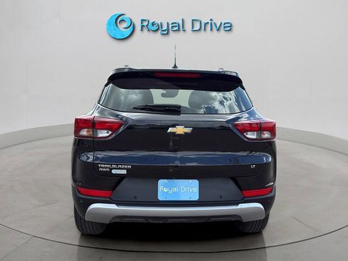 Used 2022 Chevrolet TrailBlazer LT w/ Convenience Package AWD/4WD image 5