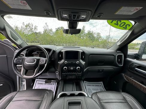 Used 2021 GMC Sierra 2500 Denali w/ Denali Ultimate Package AWD/4WD image 19