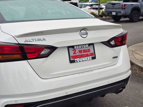 New 2026 Nissan Altima 2.5 SV w/ SV Special Edition Package AWD/4WD image 10