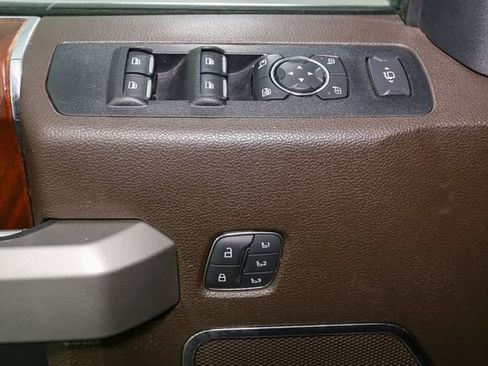 Used 2022 Ford F350 King Ranch w/ Snow Plow Prep Package AWD/4WD image 37