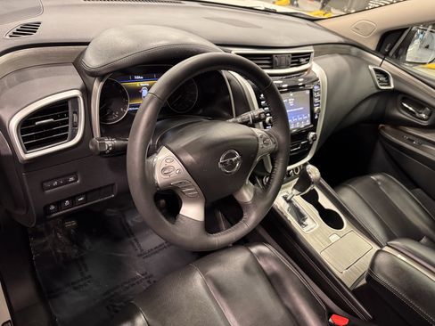 Used 2017 Nissan Murano Platinum w/ Platinum Technology Package image 16