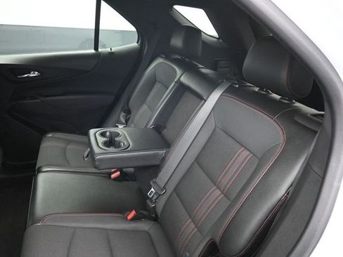 Used 2024 Chevrolet Equinox RS FWD image 27