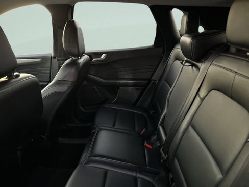 Used 2023 Ford Escape Platinum image 27