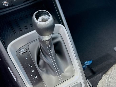 New 2026 Hyundai Venue SEL FWD image 13