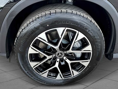New 2025 Mercedes-Benz GLC 350e GLC 350e image 11