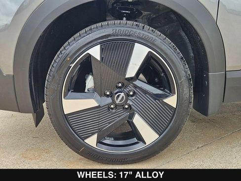 New 2026 Nissan Kicks SR image 29