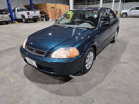 Used 1998 Honda Civic DX image 3