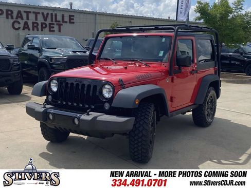 Used 2015 Jeep Wrangler Sport AWD/4WD image 35
