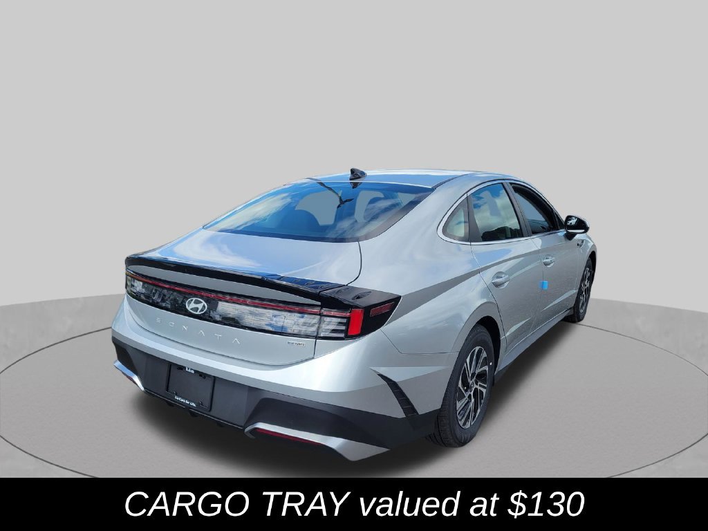 New 2026 Hyundai Sonata Blue FWD image 4