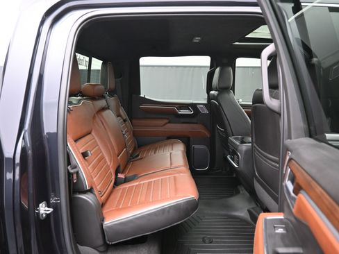 Used 2022 GMC Sierra 1500 Denali Ultimate image 11