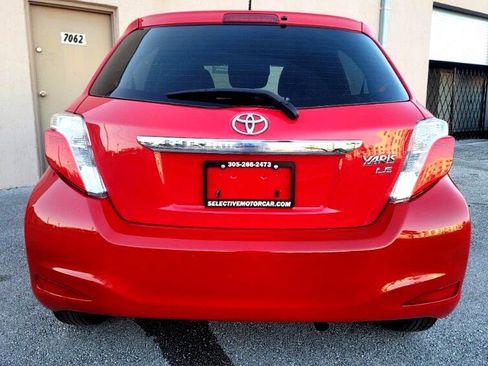 Used 2013 Toyota Yaris LE image 8
