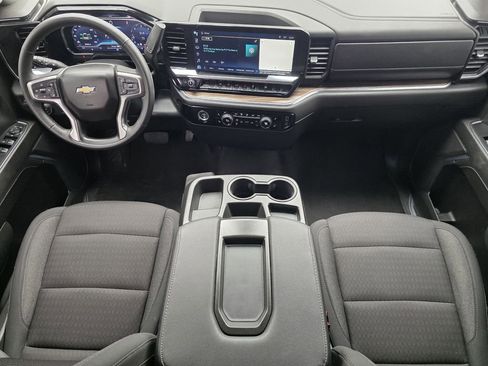 Used 2024 Chevrolet Silverado 1500 LT AWD/4WD image 22