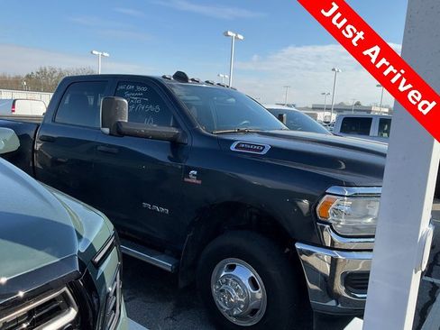 Used 2022 RAM 3500 Tradesman image 1