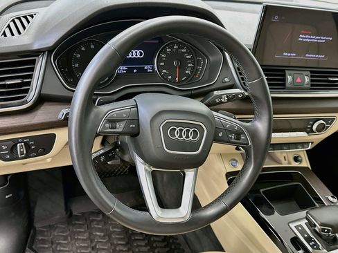 Used 2023 Audi Q5 2.0T Premium w/ Convenience Package AWD/4WD image 18
