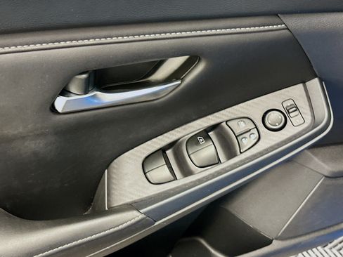 Used 2023 Nissan Sentra SV w/ All-Weather Package FWD image 15